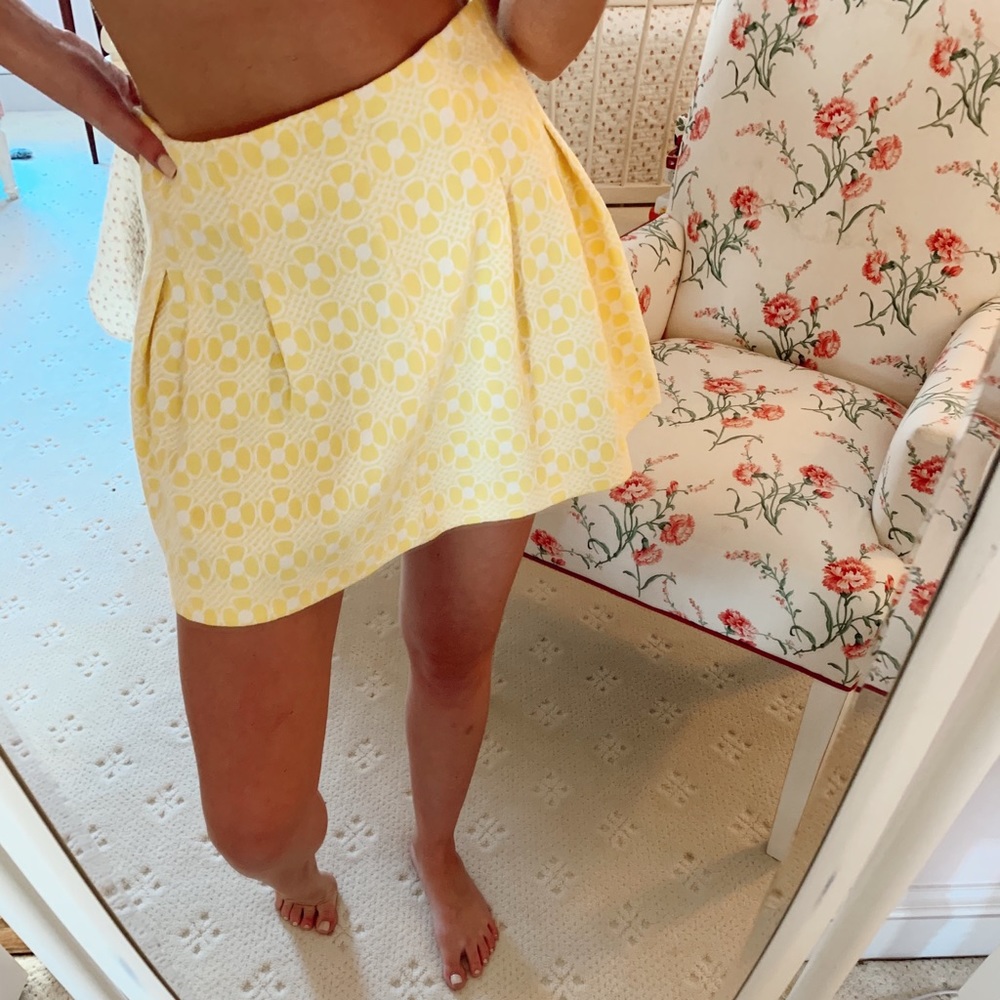 Yellow floral Lilly Pulitzer mini skirt
